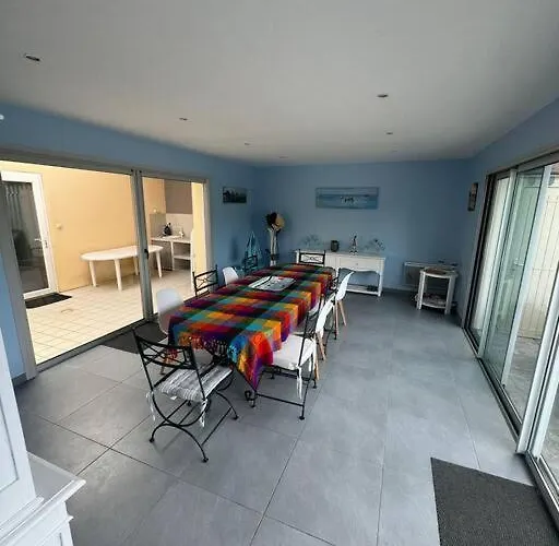 Maison 5 Avec Piscine Ferienhaus *